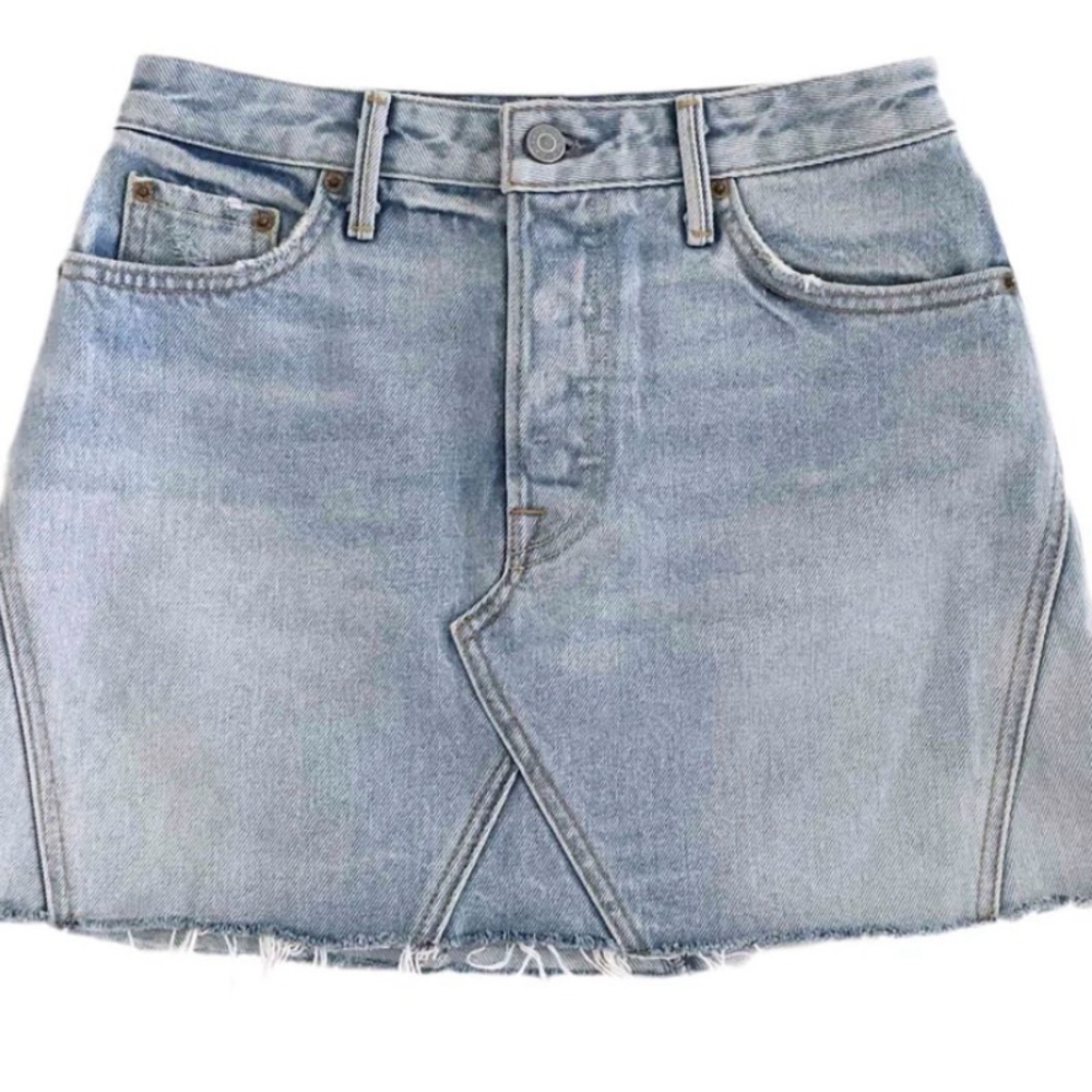 GRLFRND
GRLFRND EVA DENIM SKIRT